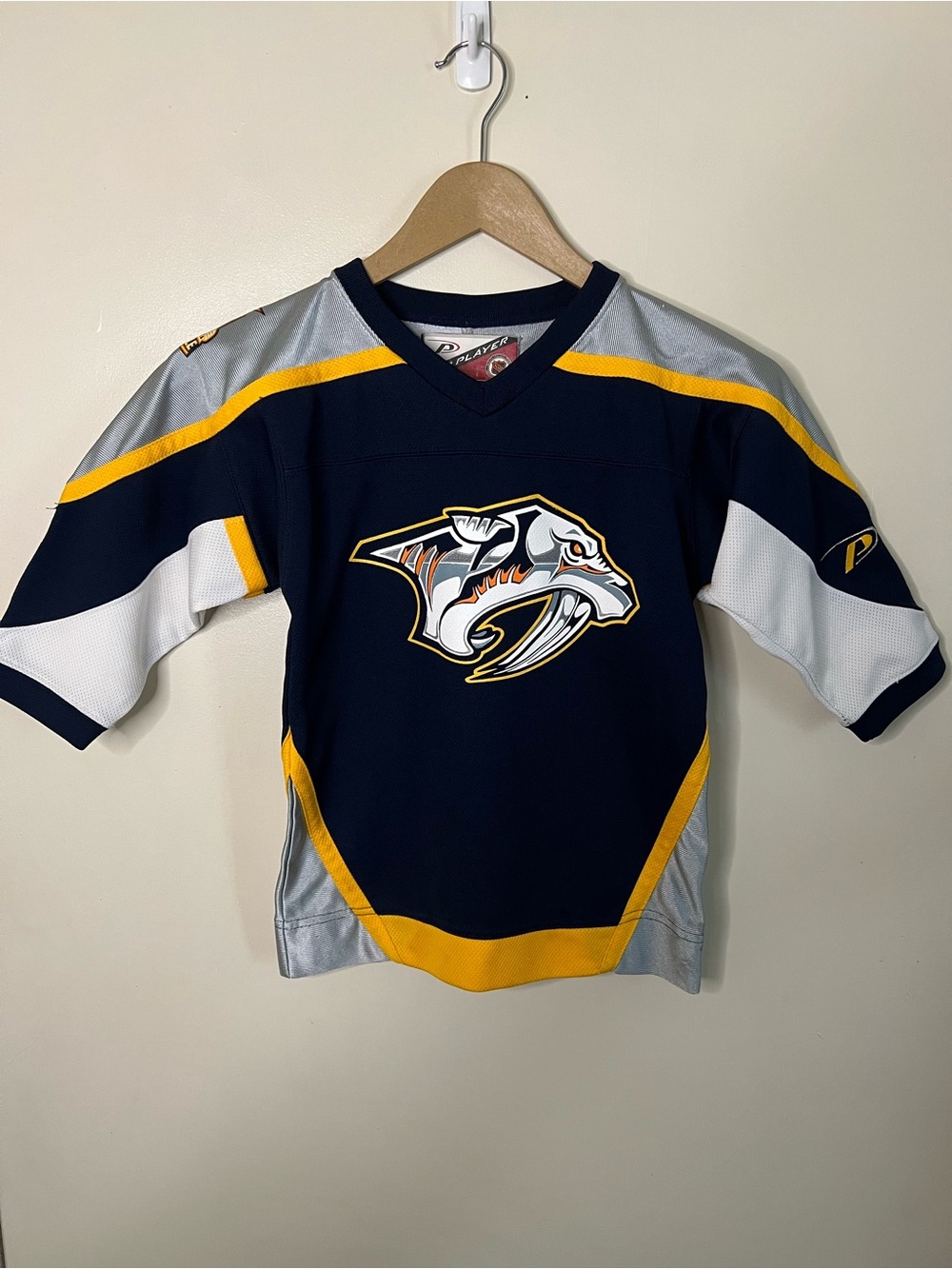 Vintage 90s Pro Player Nashville Predators Jersey Size Youth S *FLAWS*